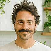 Dr. Alexander Gerais